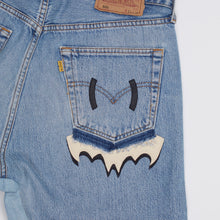 Load image into Gallery viewer, LE VAMPIRE JEAN